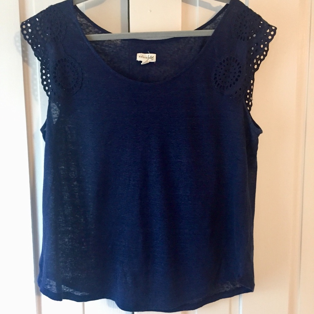 Madison Jules Navy Linen Top with Lace Sleeves - XL